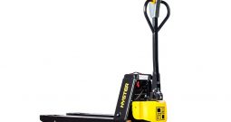 Carretilla eléctrica hombre caminando Hyster PCS 1.5UT